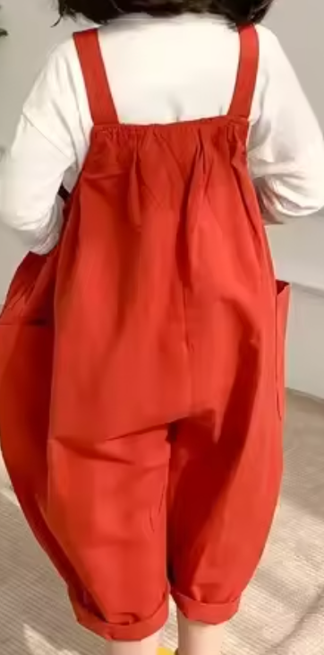 Červený oversize overál